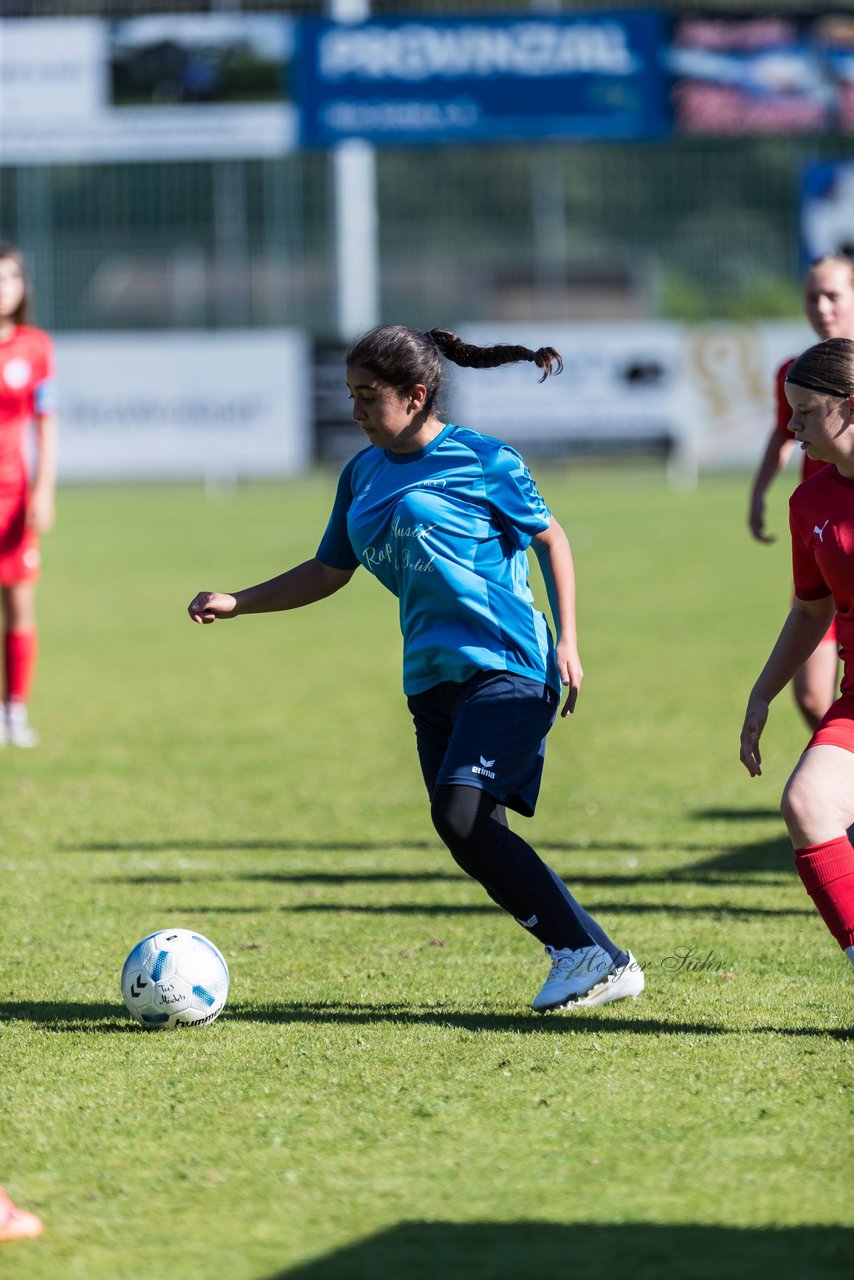 Bild 76 - wBJ TuS Rotenhof - Holstein Kiel : Ergebnis: 1:4